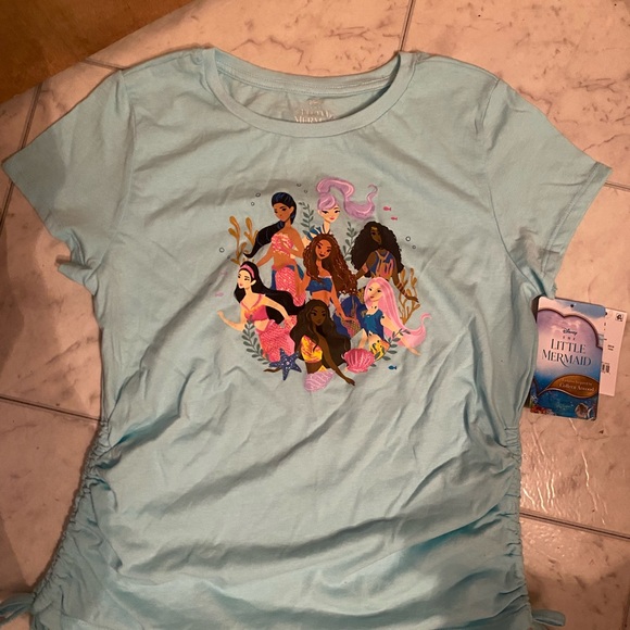 Disney The Little Mermaid shirt- new with tags 🧜‍♀️ - Picture 8 of 16